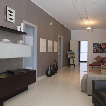 باكينو Villa Floyd Charming Rooms B&B المظهر الخارجي الصورة