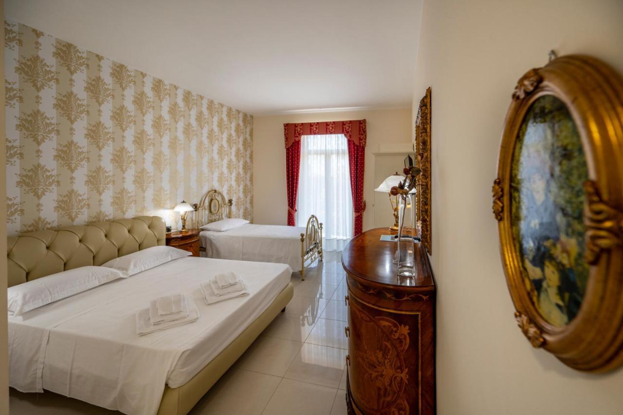 باكينو Villa Floyd Charming Rooms B&B المظهر الخارجي الصورة