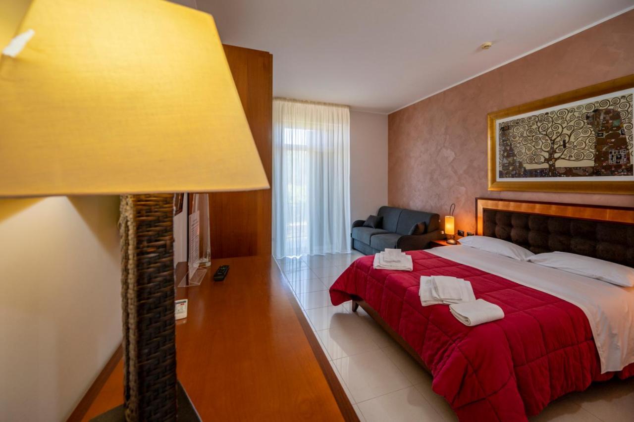 باكينو Villa Floyd Charming Rooms B&B المظهر الخارجي الصورة