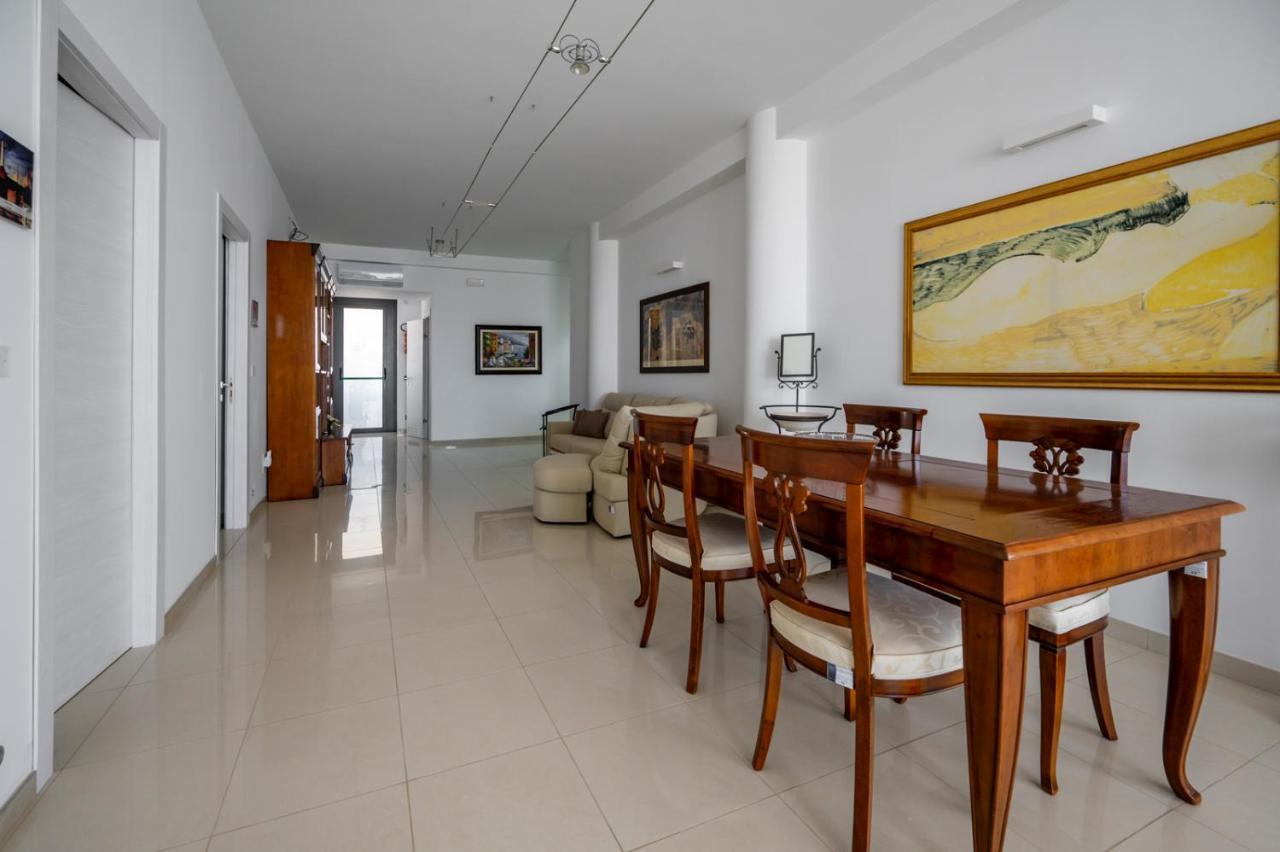 باكينو Villa Floyd Charming Rooms B&B المظهر الخارجي الصورة