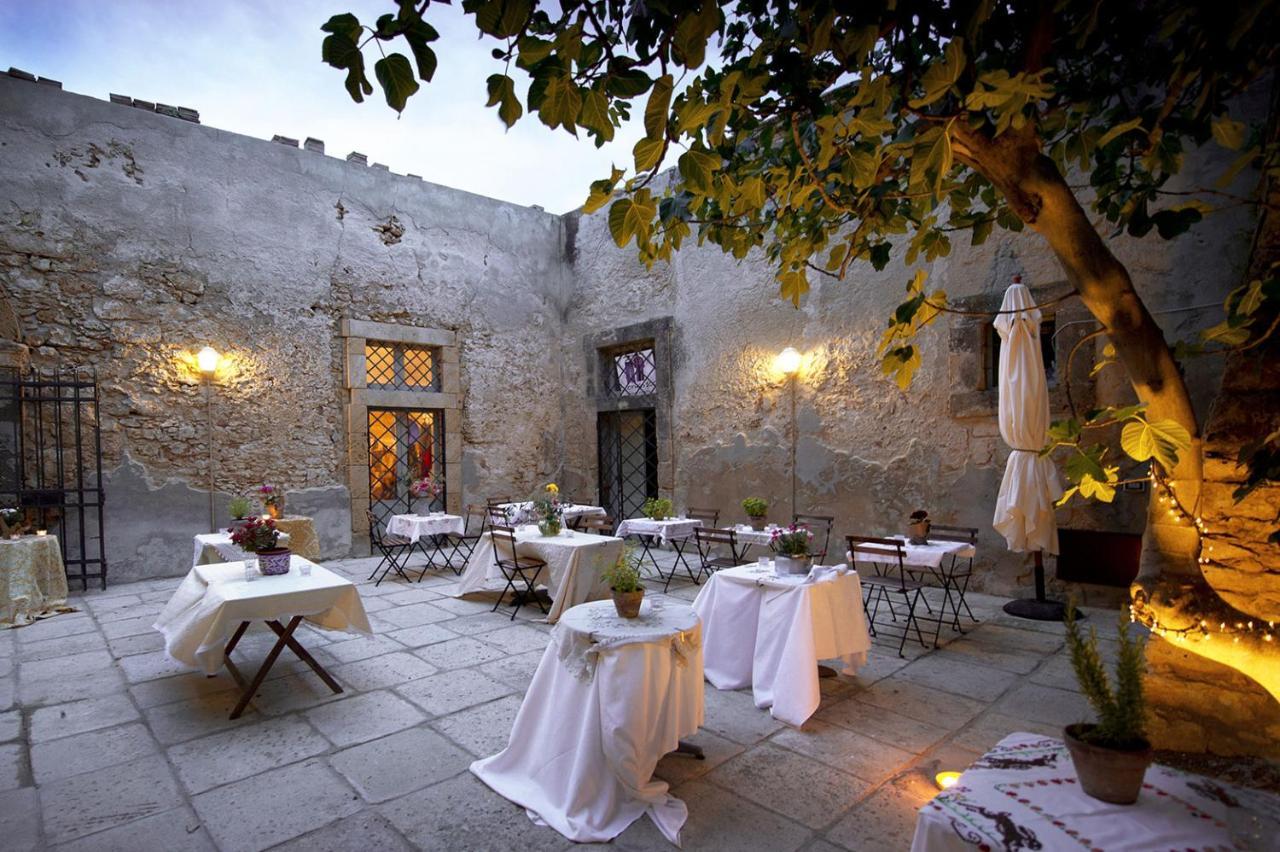 باكينو Villa Floyd Charming Rooms B&B المظهر الخارجي الصورة
